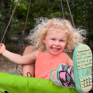 Meet your Posher, Kendall